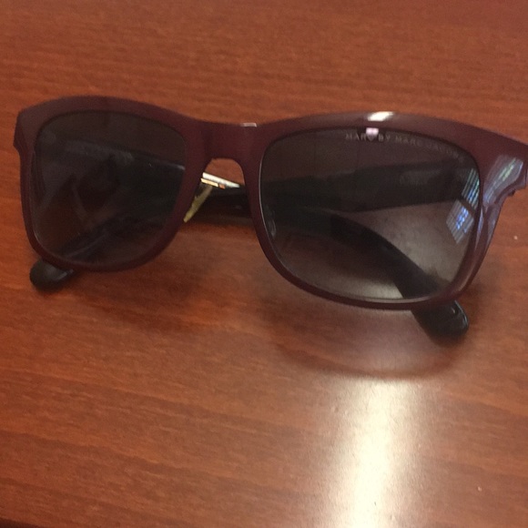 Marc By Marc Jacobs Accessories - Marc by Marc Jacobs Burgundy Marbled Sunglasses